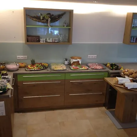 Inn Kirchenwirt Irrsdorf Familie Schinwald 3*