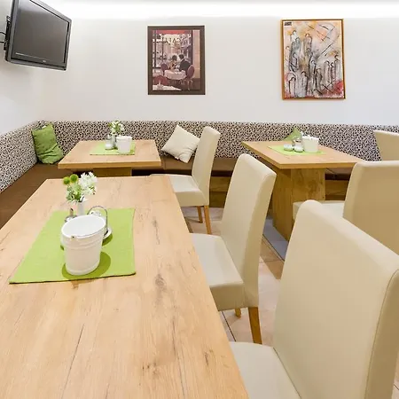 Fogadó Kirchenwirt Irrsdorf Familie Schinwald Straßwalchen