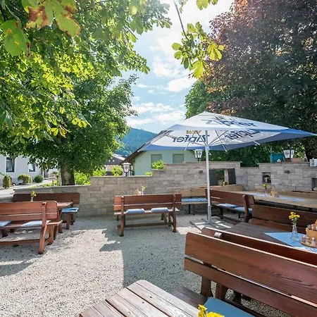 Kirchenwirt Irrsdorf Familie Schinwald Fogadó 3*