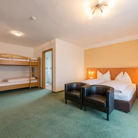 Gasthof Kirchenwirt Irrsdorf Familie Schinwald 3*